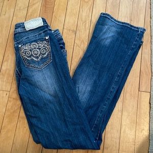 Shyanne bootcut jeans with Daisy print pockets